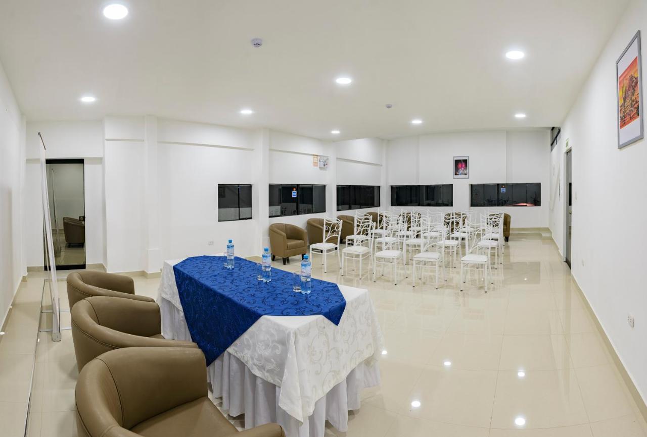 ואנקיו Hotel Huaytapallana Suites מראה חיצוני תמונה